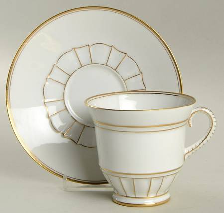 Offenback Flat Cup & Saucer Set