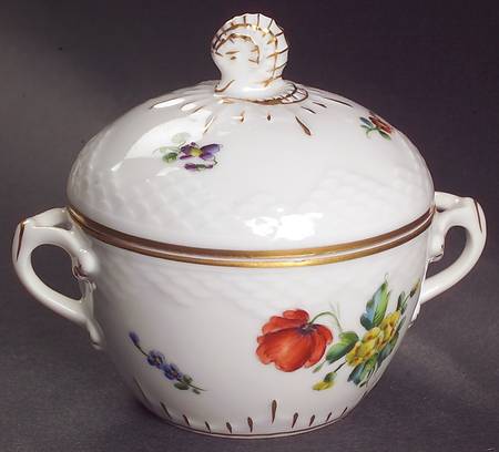 Saxon Flower (White Background) Sugar Bowl & Lid