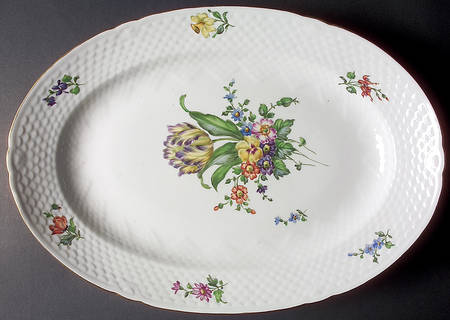 Saxon Flower (White Background) 18" Oval Serving Platter