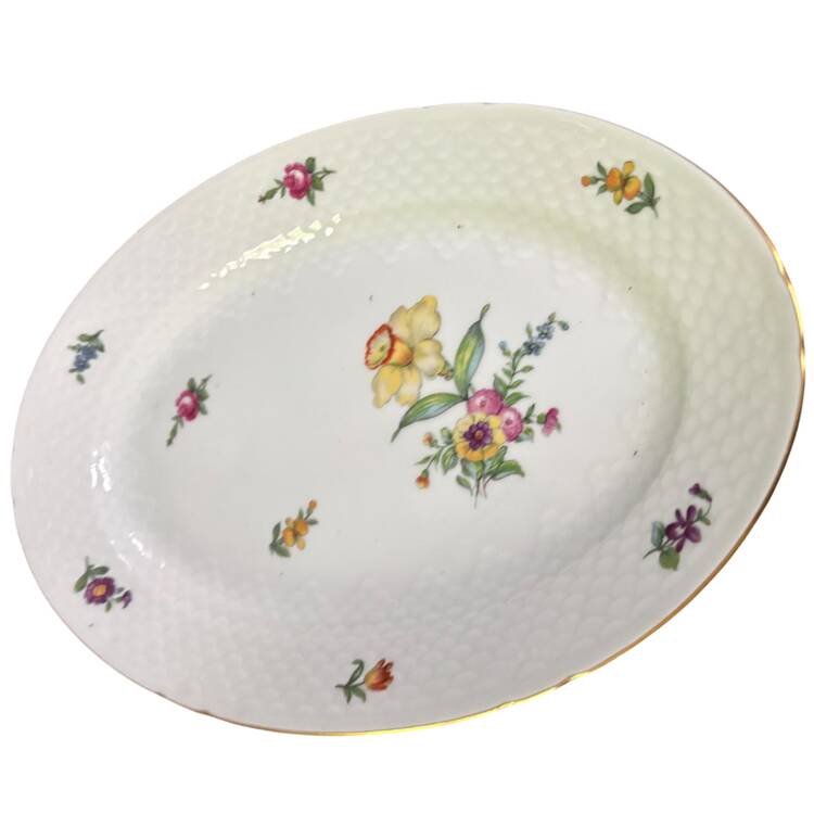Saxon Flower (White Background) 12" Oval Serving Platter