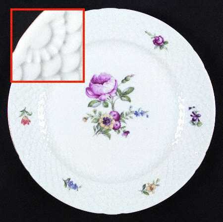 Saxon Flower (White Background) Large Dinner Plate