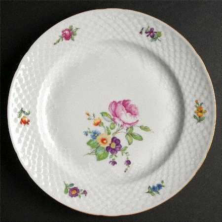 Saxon Flower (White Background) Large Dinner Plate