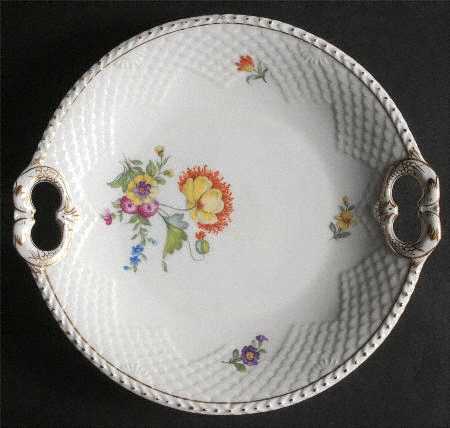 Saxon Flower (White Background) Handled Cake Plate