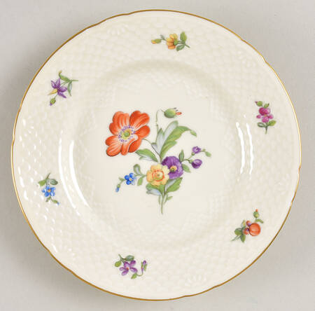 Saxon Flower (Cream Background) Bread & Butter Plate