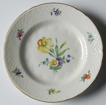 Saxon Flower (Cream Background) Bread & Butter Plate