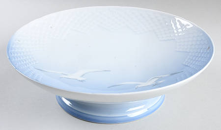 Seagull 9" Diameter Pedestal Cake Stand W/O Gold