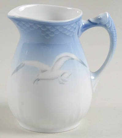 Seagull Creamer No Gold Trim