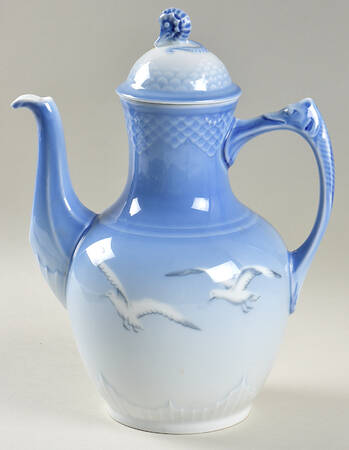 Seagull Small Coffee Pot & Lid No Gold Trim