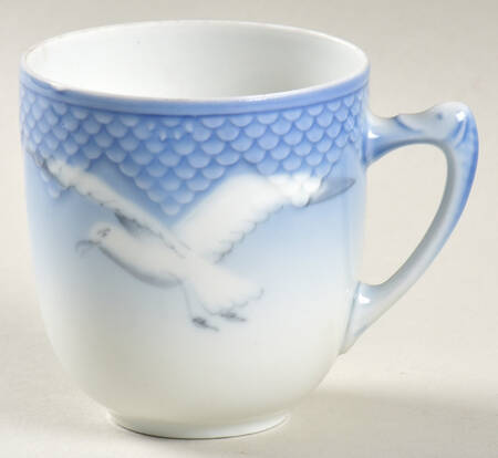 Seagull Flat Demitasse Cup w/No Gold Trim
