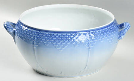 Seagull Tureen No Lid W/No Gold Trim