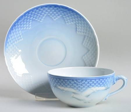 Seagull Flat Cup & Saucer Set No Gold Trim