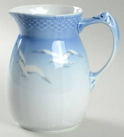 Seagull 24 Oz Pitcher W/No Gold Trim