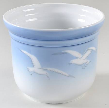 Seagull Medium Cachepot W/No Gold Trim