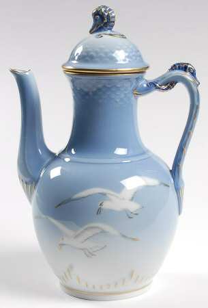 Seagull Small Coffee Pot & Lid by Bing & Grondahl
