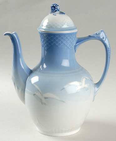 Seagull Coffee Pot & Lid  No Gold by Bing & Grondahl