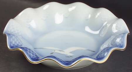 Seagull Large Round Fluted Bowl