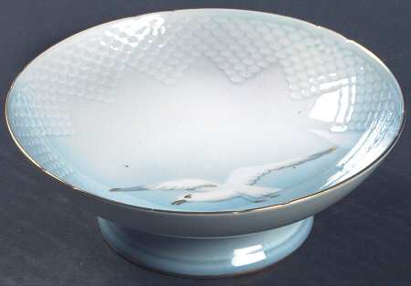 Seagull Low Footed Cake Plate