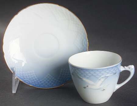 Seagull Flat Demitasse Cup & Saucer Set by Bing & Grondahl