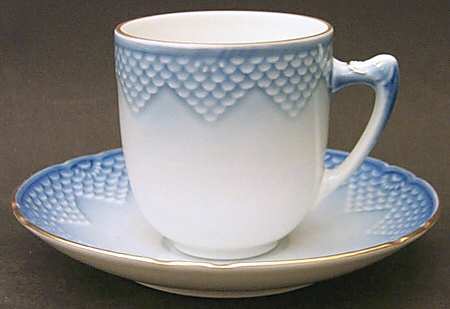 Sea Shell Flat Demitasse Cup & Saucer Set