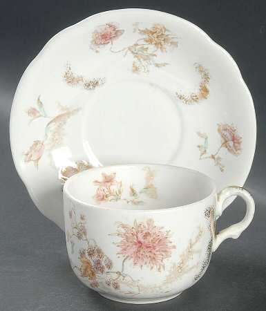 W166 Flat Cup & Saucer Set