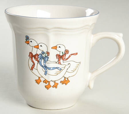 Ribbon Geese Flat Cup