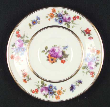 1025 (USA) Saucer