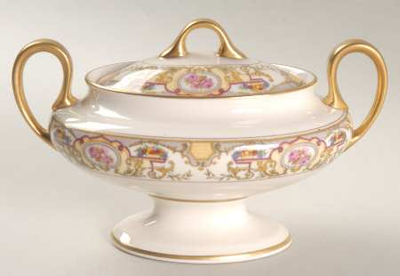 Victoria Sugar Bowl & Lid