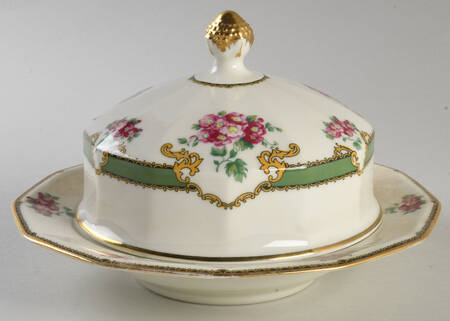 Alberto Round Covered Butter