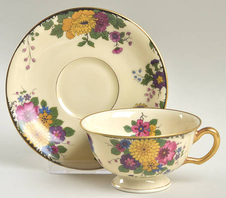 Autumnleaves Footed Cup & Saucer Set