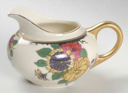 Autumnleaves 8 Oz Creamer
