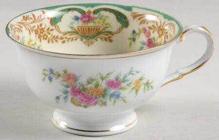 Carmina Footed Cup