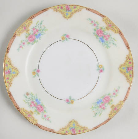 Clarissa (Scalloped) Bread & Butter Plate