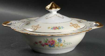 Cynthia Black Round Covered Vegetable