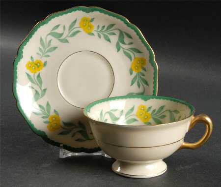 Daffodil Footed Cup & Saucer Set