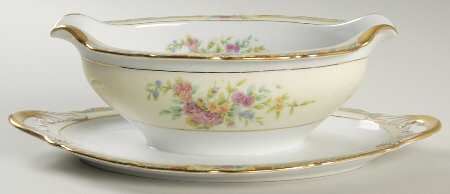 Leonora Gravy Boat with Attached Underplate by Black Knight