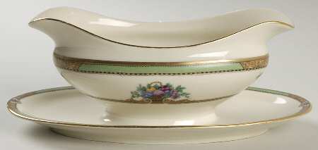 Maytime Gravy Boat with Attached Underplate