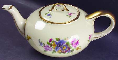 Meissen Teapot & Lid