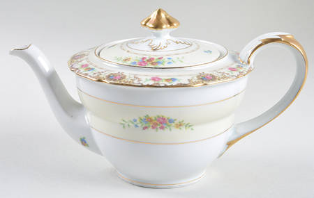 Patricia Brown Teapot & Lid