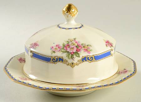 Trentino Round Covered Butter by Black Knight