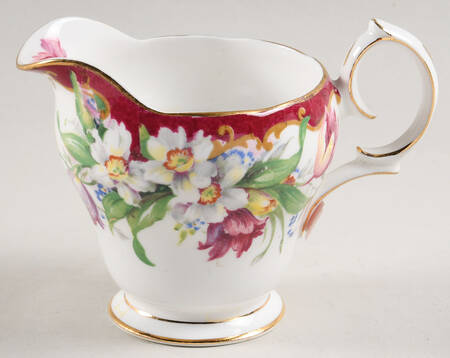 Narcissus (Maroon) Mini Creamer