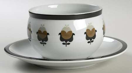 Allspice Gravy Boat with Attached Underplate