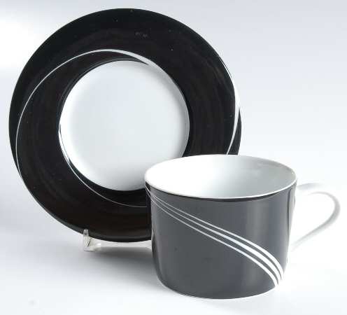 Black Pearl Flat Cup & Saucer Set