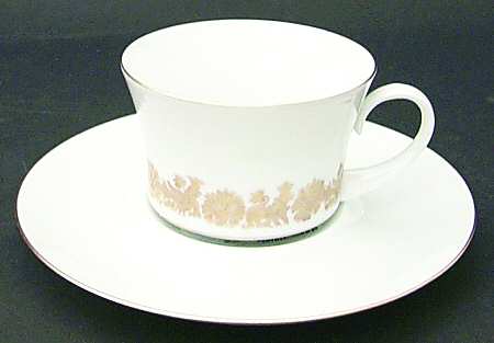 Castilla Flat Cup & Saucer Set