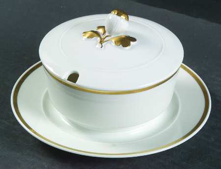 Chateau D'Or Gravy Boat w/Attached Underplate & Lid