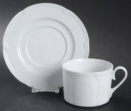 Classic White Flat Cup & Saucer Set