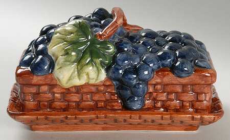 Country Orchard 1/4 Pound Figural Covered Butter