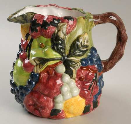 Country Orchard 96 Oz Sculpted Pitcher