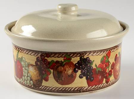 Country Orchard 3 Quart Round Covered Casserole