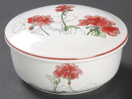 Geranium Round Box & Lid