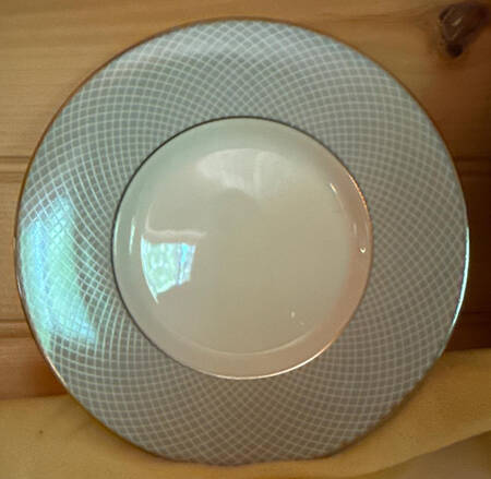 Grey Dawn Saucer